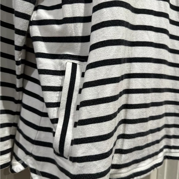 TALBOTS Colorblock And Stripes Half Button Pullover Sweatshirt With Pockets Sz L - Picture 3 of 8